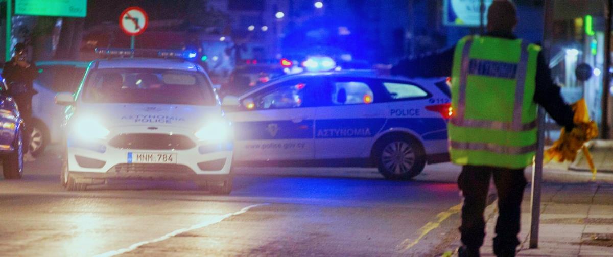 Περνά από ψυχιατρική εξέταση ο 23χρονος δράστης της απόπειρα φόνου στο Παραλίμνι-Νοσηλεύεται στην Αθαλάσσα Περνά από ψυχιατρική εξέταση ο 23χρονος δράστης της απόπειρα φόνου στο Παραλίμνι-Νοσηλεύεται στην Αθαλάσσα