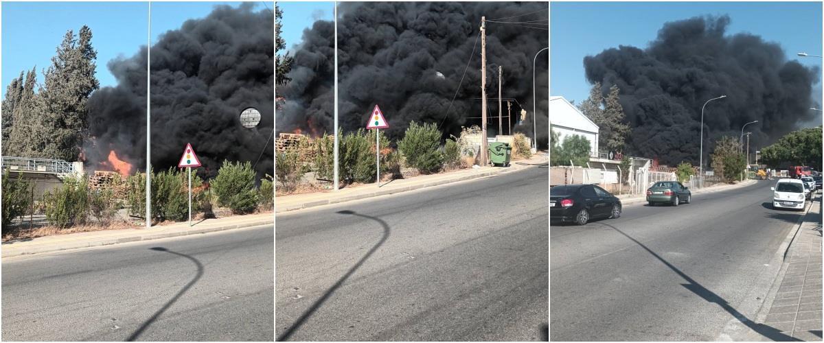 Πυρκαγιά σε οχήματα στην περιοχή ΣΟΠΑΖ στη Λευκωσία (pics) Πυρκαγιά σε οχήματα στην περιοχή ΣΟΠΑΖ στη Λευκωσία (pics)