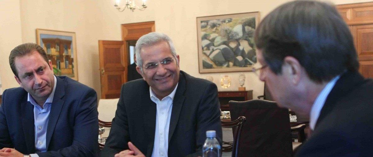 ακ