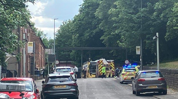 5224057150774735 barton lane-accident-xrwma