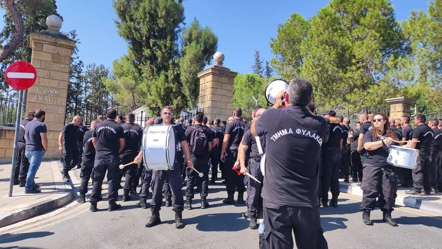 4342374546881574 ισοττητα
