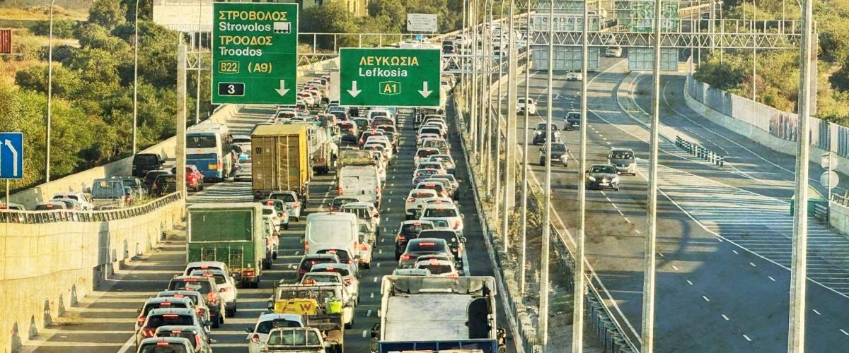 Μάχη για το κυκλοφοριακό στη Λεμεσό, σε εξέλιξη μεγάλα έργα για άμβλυνση-Ασκήσεις επί χάρτου για τραμ στη Λευκωσία