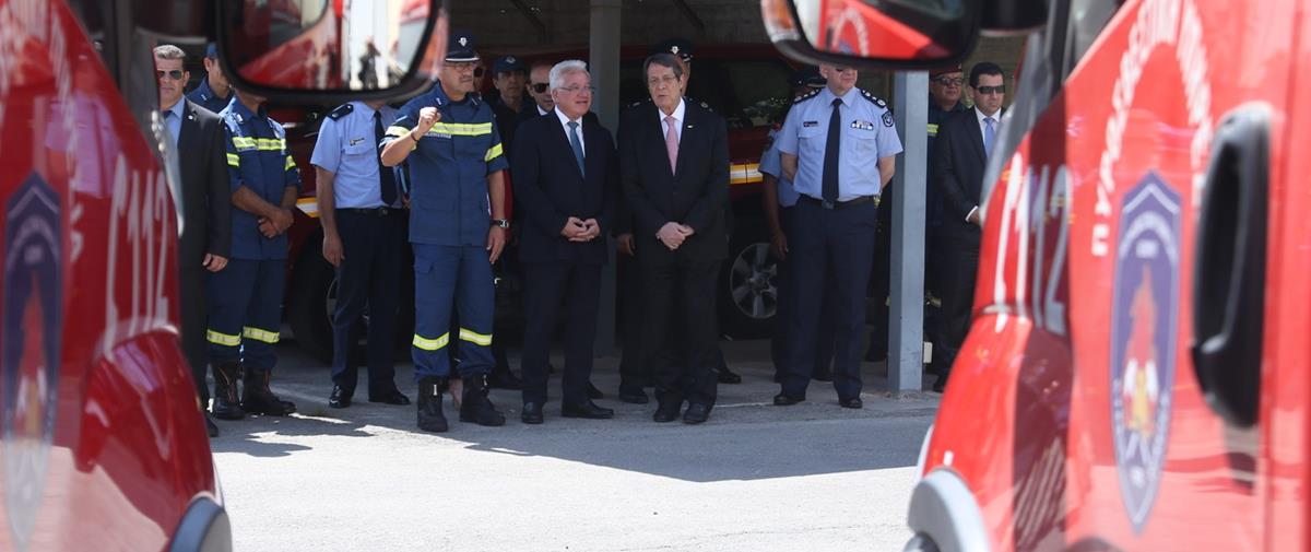 ΠΡΟΕΔΡΟΣ ΔΗΜΟΚΡΑΤΙΑΣ - ΜΝΗΜΕΙΟ ΠΕΣΟΝΤΩΝ ΠΥΡΟΣΒΕΣΩΝ ΤΟΥ ΜΑΡΙ