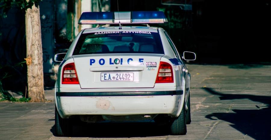 Μακάβριο εύρημα σε διαμέρισμα στην Αττική-Έμβρυο μέσα σε γυάλινο μπουκάλι εντόπισαν οι αστυνομικοί