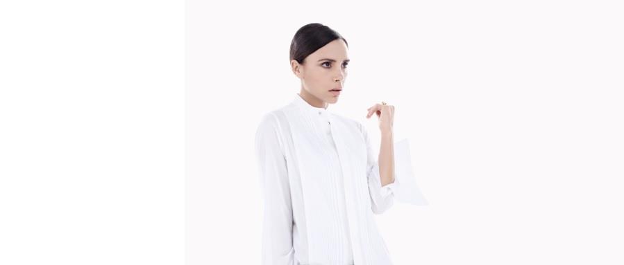 4349784779409013 VICTORIA BECKHAM 1