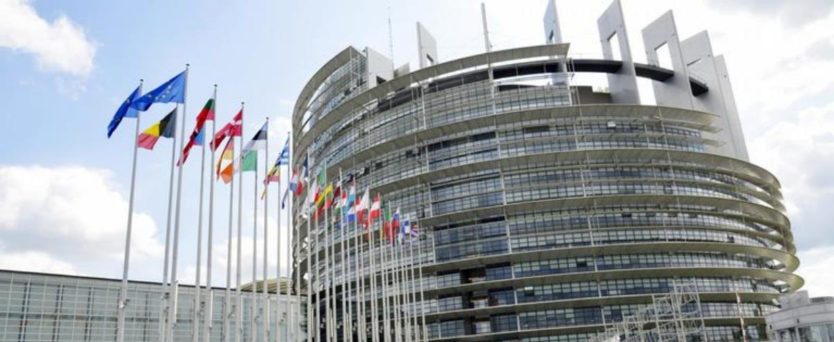 Κλιμακώνονται τα διπλωματικά διαβήματα για τους πέντε Ε/κ-Στην ατζέντα του Ευρωκοινοβουλίου το θέμα της «κράτησης» τους Κλιμακώνονται τα διπλωματικά διαβήματα για τους πέντε Ε/κ-Στην ατζέντα του Ευρωκοινοβουλίου το θέμα της «κράτησης» τους