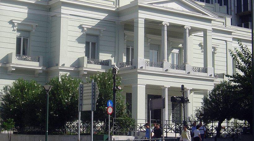 πρεσβευτής 