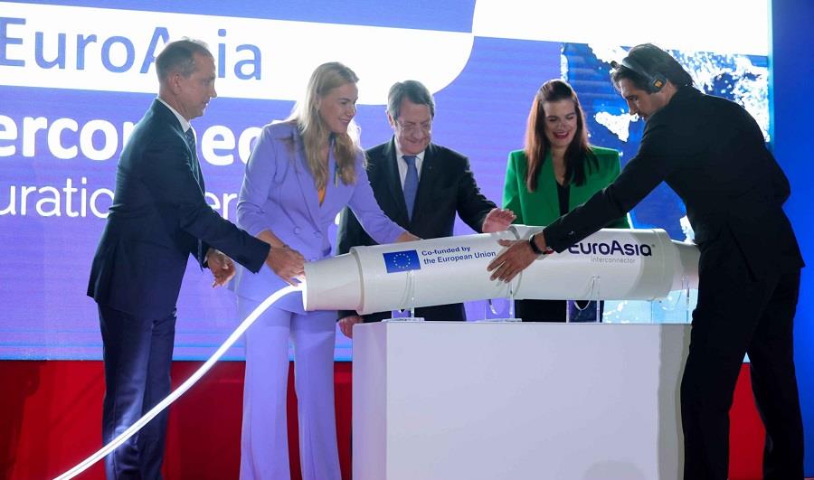4353498777733541 εθ