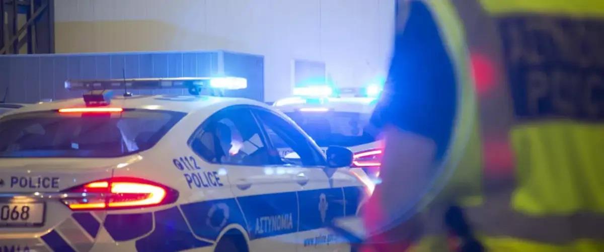 Ένταλμα σύλληψης εναντίον Ε/κ για την απόπειρα φόνου στις Βρυσούλλες-Παραμένει σε κρίσιμη κατάσταση ο 61χρονος Ένταλμα σύλληψης εναντίον Ε/κ για την απόπειρα φόνου στις Βρυσούλλες-Παραμένει σε κρίσιμη κατάσταση ο 61χρονος