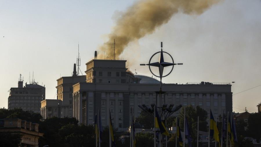Ένα βήμα πιο κοντά οι κυρώσεις των ΗΠΑ στη Ρωσία μετά τη μαζική επίθεση στο Κίεβο-«Είμαι έτοιμος» λέει ο Τραμπ Ένα βήμα πιο κοντά οι κυρώσεις των ΗΠΑ στη Ρωσία μετά τη μαζική επίθεση στο Κίεβο-«Είμαι έτοιμος» λέει ο Τραμπ