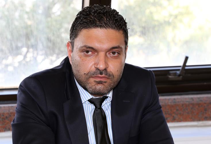 ΥΦΥΠΟΥΡΓΟΣ ΠΑΡΑ ΤΩ ΠΡΟΕΔΡΩ