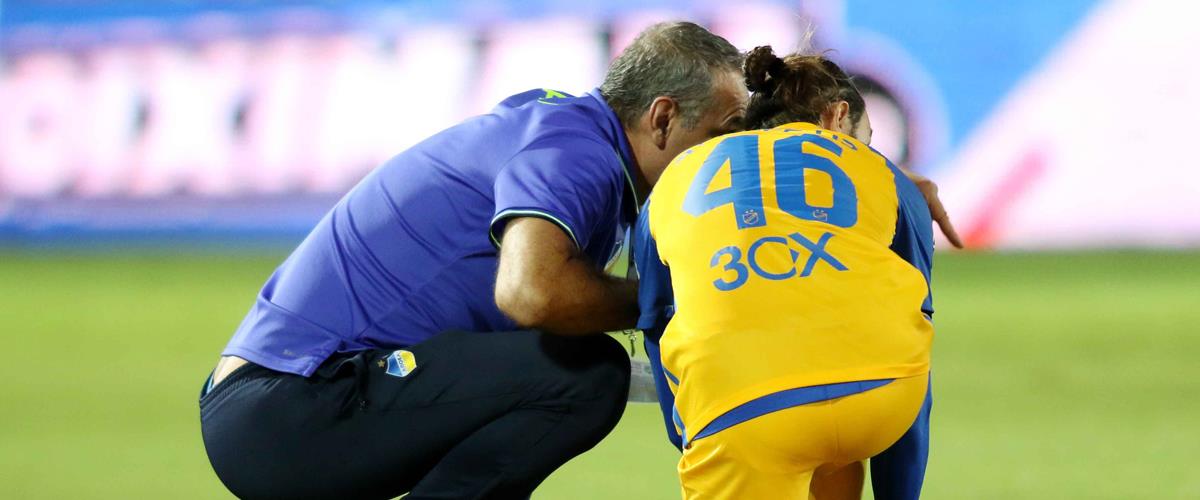 Οι 2+1 επιλογές του Δώνη. Με τους Εμπεσίλιο, Μπερτόλιο και Σόουζα εκτός αποστολής μένει ορφανή η θέση του επιτελικού
