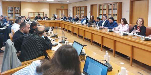 Αναγνώρισε τα κενά για τους συμβασιούχους εκπαιδευτικούς με θέματα υγείας η ΕΕΥ-Ετοιμάζει νομοσχέδιο το ΥΠΑΝ Αναγνώρισε τα κενά για τους συμβασιούχους εκπαιδευτικούς με θέματα υγείας η ΕΕΥ-Ετοιμάζει νομοσχέδιο το ΥΠΑΝ
