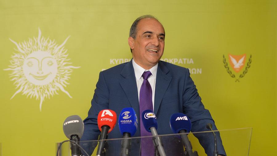 Συλλούρης