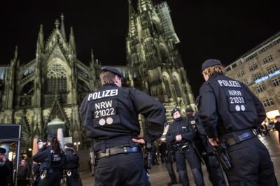 POlice presence beefed up at Cologne catherdral and central station