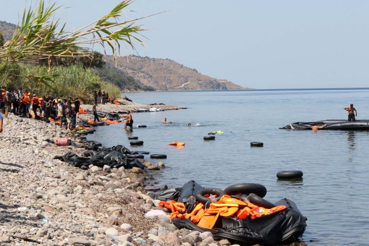 ΜΕΤΑΝΑΣΤΕΣ ΠΡΟΣΦΥΓΕΣ, Λέσβος