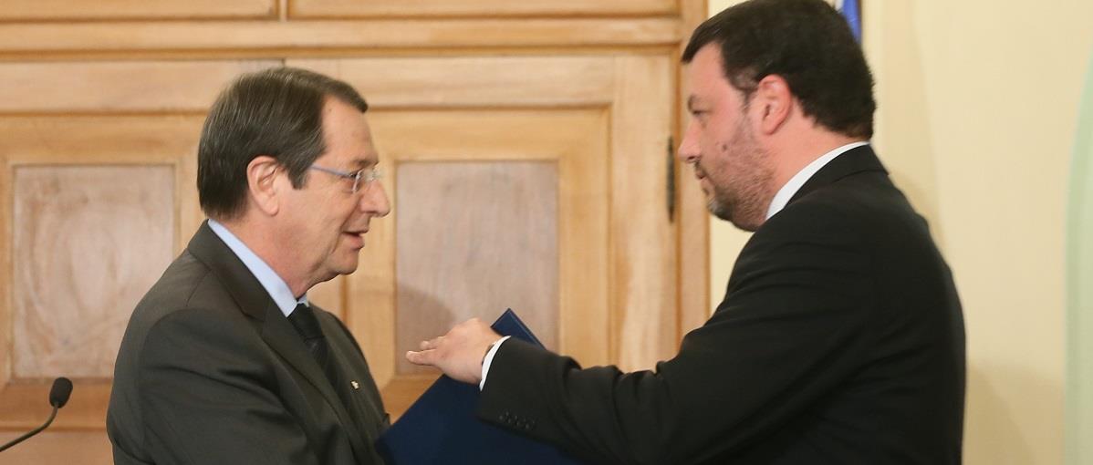 Προεδρικό Μέγαρο//Presidential Palace