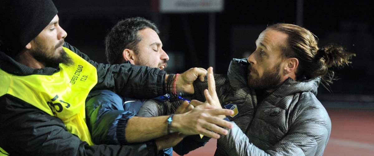 «Οι ποδοσφαιριστές ουδόλως ενδιαφέρονται για τις οπαδικές βεντέτες και ούτε πρόκειται να ριψοκινδυνεύουν τη σωματική τους ακεραιότητα για οπαδούς με μάσκες»