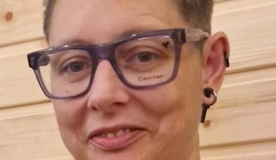 Απουσιάζει από τον χώρο διαμονής της στην Πάφο 45χρονη (pic) Απουσιάζει από τον χώρο διαμονής της στην Πάφο 45χρονη (pic)