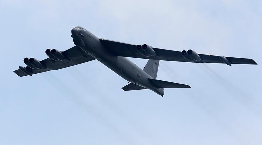 b52