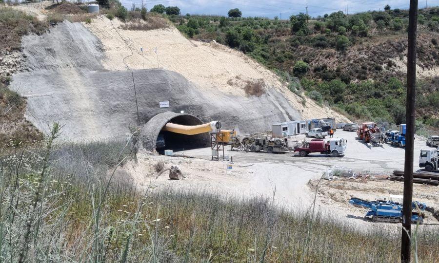 Πράσινο Υπουργικού για την πρόσκληση προσφορών για α’ φάση αυτοκινητόδρομου Πάφου-Πόλης Πράσινο Υπουργικού για την πρόσκληση προσφορών για α’ φάση αυτοκινητόδρομου Πάφου-Πόλης