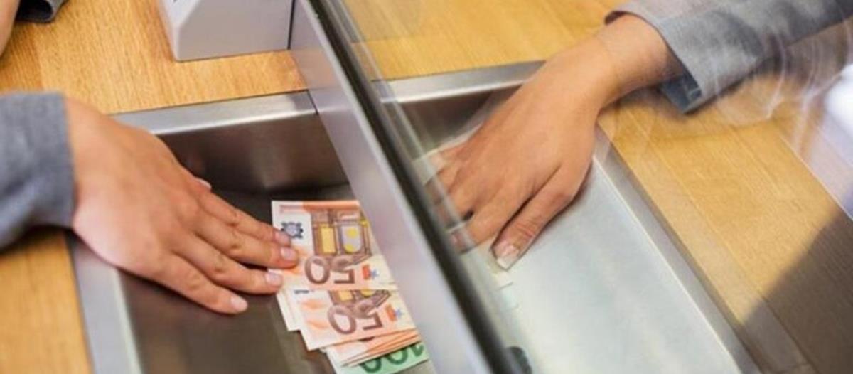 Ξεκίνησε η καταβολή αποζημιώσεων ύψους 44 εκατομμυρίων σε πάνω από 4.000 κουρεμένους καταθέτες Ξεκίνησε η καταβολή αποζημιώσεων ύψους 44 εκατομμυρίων σε πάνω από 4.000 κουρεμένους καταθέτες