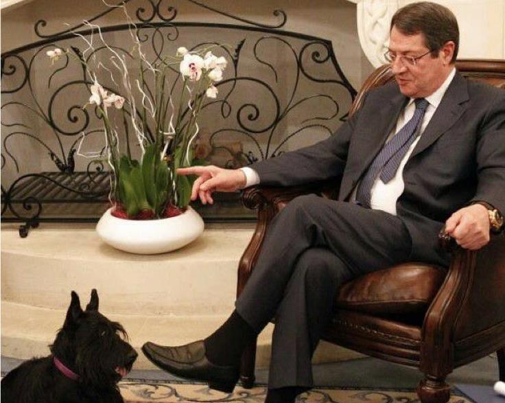 αναστ