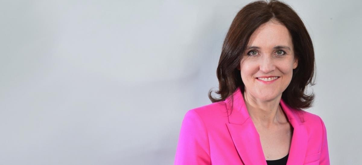 4295600135288268 Theresa Villiers long 2