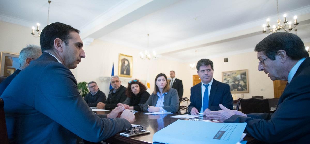 ΠΡΟΕΔΡΟΣ ΔΗΜΟΚΡΑΤΙΑΣ – ΟΡΓΑΝΩΣΗ ΣΥΝΔΕΣΜΩΝ ΠΑΣΧΟΝΤΩΝ ΚΑΙ ΦΙΛΩΝ