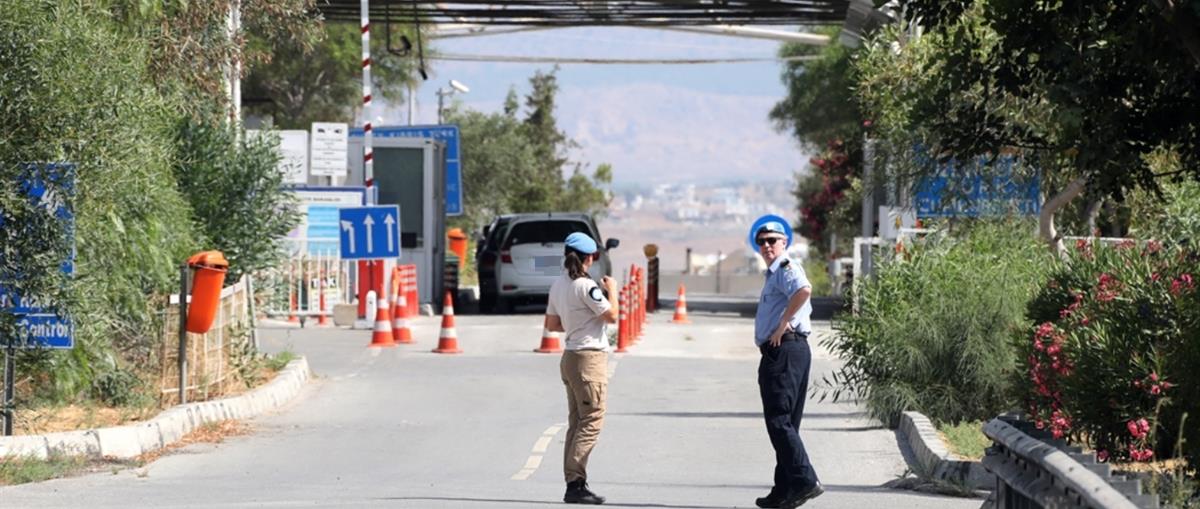 Συνεχίζει την τουρκική προπαγάνδα για τις διελεύσεις από τα κατεχόμενα ο Τ/κ Τύπος-«Αντίποινα για τη σύλληψη των 5 Ε/κ» Συνεχίζει την τουρκική προπαγάνδα για τις διελεύσεις από τα κατεχόμενα ο Τ/κ Τύπος-«Αντίποινα για τη σύλληψη των 5 Ε/κ»