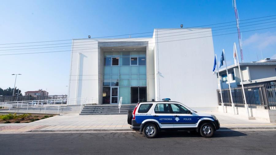 Περνά από ψυχιατρική εξέταση η 40χρονη που έθεσε φωτιά στο κατάστημα που διέμενε-Έσπασαν την πόρτα για να τη σώσουν Περνά από ψυχιατρική εξέταση η 40χρονη που έθεσε φωτιά στο κατάστημα που διέμενε-Έσπασαν την πόρτα για να τη σώσουν