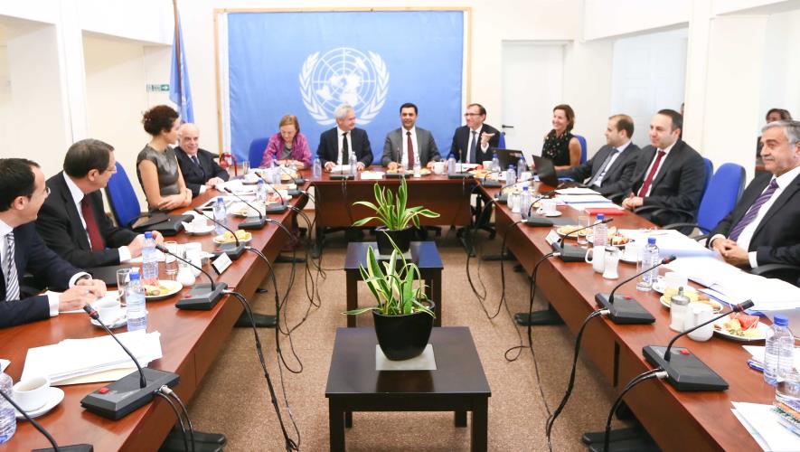 συνομιλίες για το Κυπριακό // talks on the Cyprus problem