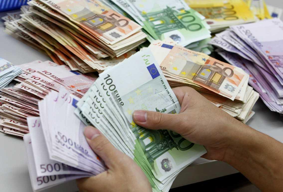 ΧΡΙΣΤΟΥΓΕΝΝΙΑΤΙΚΟΣ ΜΠΟΝΑΜΑΣ