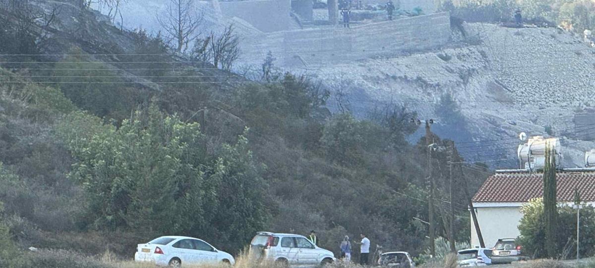 Πανικοβλήθηκαν οι κάτοικοι στην Τάλα λόγω της φωτιάς-Προσπαθούσαν να απομακρυνθούν Πανικοβλήθηκαν οι κάτοικοι στην Τάλα λόγω της φωτιάς-Προσπαθούσαν να απομακρυνθούν