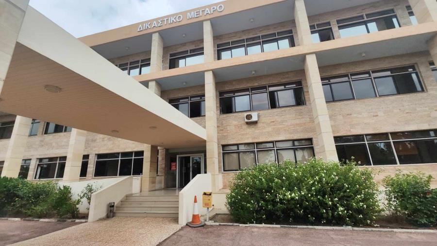 Διάταγμα κράτησης οκτώ ημερών από το δικαστήριο Λάρνακας στον 57χρονο Διάταγμα κράτησης οκτώ ημερών από το δικαστήριο Λάρνακας στον 57χρονο