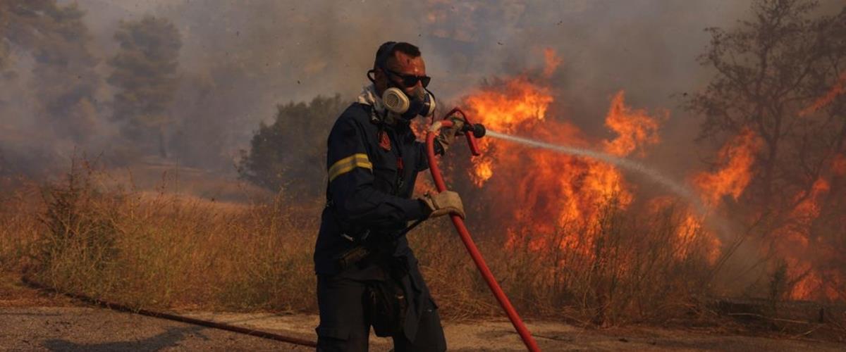 2024-08-12T093037Z_560845230_RC27E9AJQVH9_RTRMADP_5_EUROPE-WEATHER-GREECE-WILDFIRE-1024x682-1