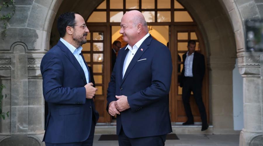 Συζήτησαν ενίσχυση διμερών σχέσεων και περιφερειακές εξελίξεις Χριστοδουλίδης και Στόκερ