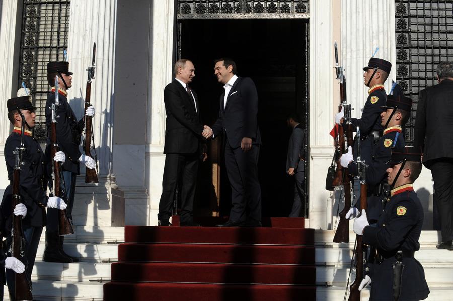 ΕΠΙΣΚΕΨΗ ΠΟΥΤΙΝ ΒΛ ΣΤΗΝ ΑΘΗΝΑ ΣΥΝΑΝΤΗΣΗ ΜΕ ΤΣΙΠΡΑ Α