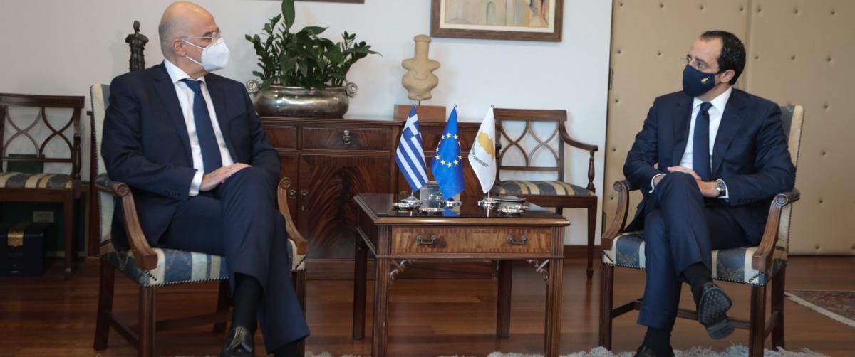 Υπουργός Εξωτερικών – Υπουργός Εξ