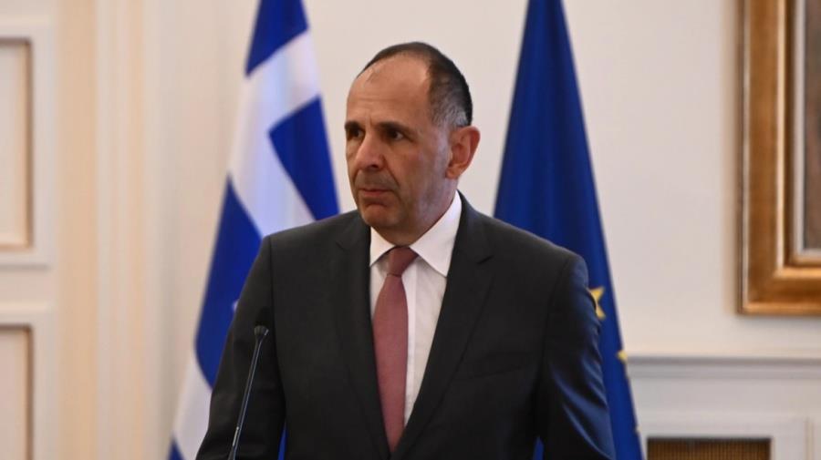 Βολές Γεραπετρίτη σε ιδιωτικά συμφέροντα για τον GSI-«Προσπαθούν να υπονομεύσουν το έργο» Βολές Γεραπετρίτη σε ιδιωτικά συμφέροντα για τον GSI-«Προσπαθούν να υπονομεύσουν το έργο»