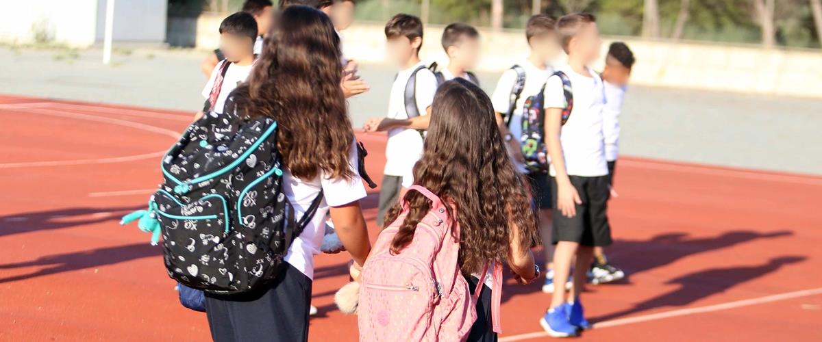 Ψάχνει λύσεις για μείωση του βάρους της σχολικής τσάντας το ΥΠΑΝ-Τα μέτρα που μελετώνται για τη νέα χρόνια Ψάχνει λύσεις για μείωση του βάρους της σχολικής τσάντας το ΥΠΑΝ-Τα μέτρα που μελετώνται για τη νέα χρόνια