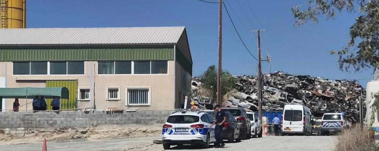 Ποινική υπόθεση ΕΟΑ Λάρνακας εναντίον του εργοστασίου στην Αραδίππου μετά την έκρηξη-Λειτουργεί χωρίς άδεια από το 2014 Ποινική υπόθεση ΕΟΑ Λάρνακας εναντίον του εργοστασίου στην Αραδίππου μετά την έκρηξη-Λειτουργεί χωρίς άδεια από το 2014