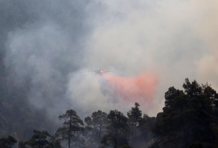 APTOPIX Cyprus Fire