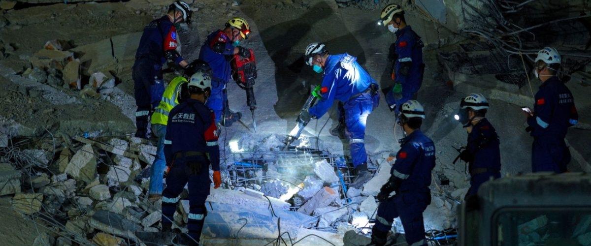 2025-04-01T073339Z_780961543_RC2FODAI9CO0_RTRMADP_5_MYANMAR-QUAKE-1200x800
