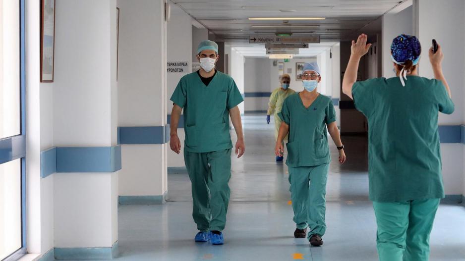 Διαφωνία ΠΑΣΥΝΜ για εργοδότηση νοσηλευτών και μαιών μέσω Υπουργικού Διατάγματος