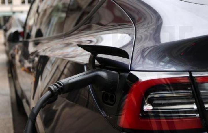 Χρηματοδότηση €17,5 εκ. από ΕΤΕπ για επέκταση δικτύου φόρτισης οχημάτων σε Κύπρο και Ελλάδα Χρηματοδότηση €17,5 εκ. από ΕΤΕπ για επέκταση δικτύου φόρτισης οχημάτων σε Κύπρο και Ελλάδα