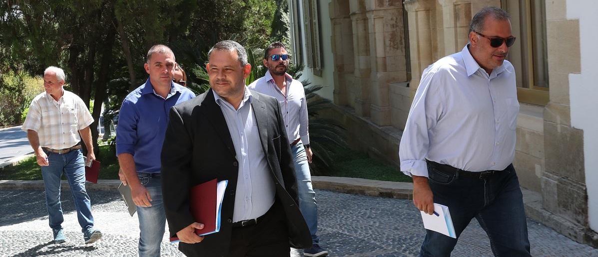 ΠΡΟΕΔΡΟΣ ΑΝΑΣΤΑΣΙΑΔΗΣ – ΕΚΠΡΟΣΩΠΟΙ ΣΥΝΔΕΣΜΩΝ ΓΟΝΕΩΝ