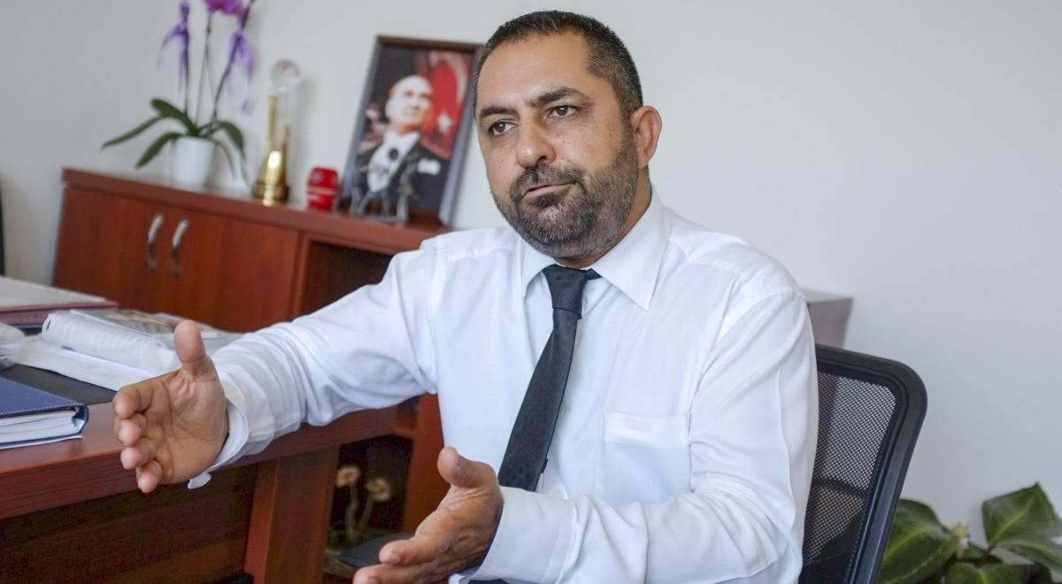 Στροφή στις διατάξεις του συντάγματος και «επιστροφή στην Κυπριακή Δημοκρατία» ζητά ο καθηγητής Χασγκιουλέρ Στροφή στις διατάξεις του συντάγματος και «επιστροφή στην Κυπριακή Δημοκρατία» ζητά ο καθηγητής Χασγκιουλέρ