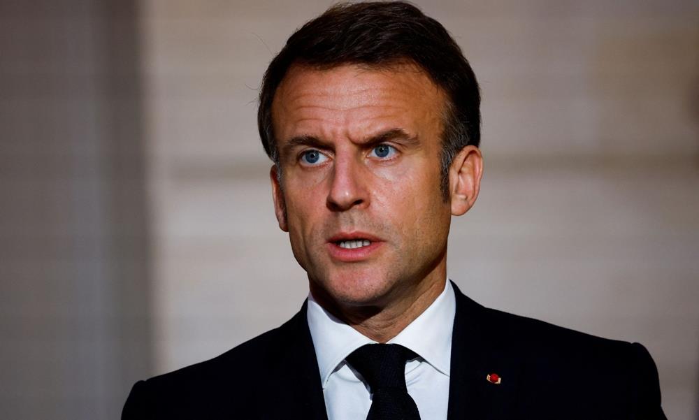 MacronTrouble1