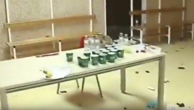 Τηλεοπτικός σταθμός στην Ισπανία πρόβαλε εικόνες από την εικόνα των αποδυτηρίων του γηπέδου της Μούρθια, μετά από την επίσκεψη της Μπαρτσελόνα για τον αγώνα κυπέλλου των δύο ομάδων, η οποία θύμιζε... βομβαρδισμένο τοπίο